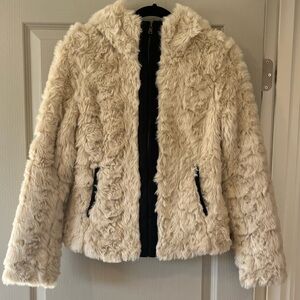 Zara Women's Cream Faux Fur Jacket